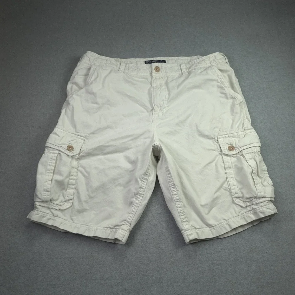 American Eagle Shorts Mens 42 Off-White Cargo Longer Length Cotton Utility